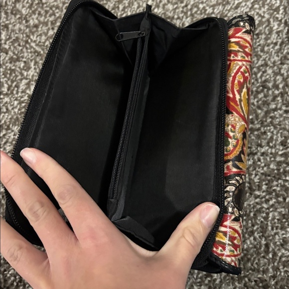 Wallet - Picture 5 of 6